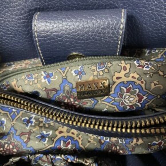 MAXX OF NEW YORK”, New, Large, Pebble Leather Handbag. Color Blue - Picture 2 of 2